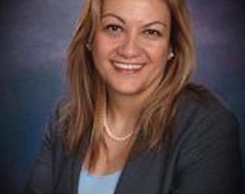 Headshot of Eileen Manoukian